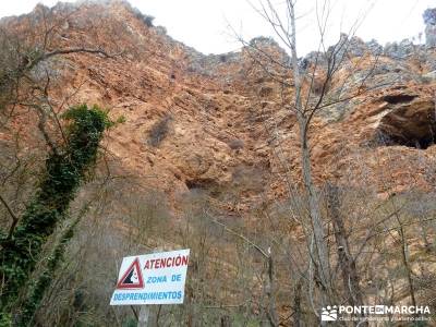 Parque Natural Monasterio de Piedra; turismo en la sierra de madrid; pantalon senderismo;tiendas alp